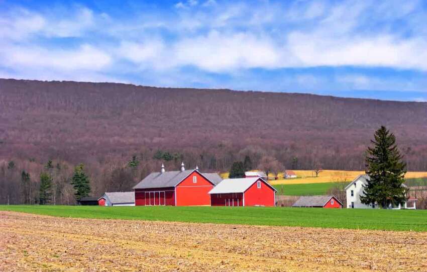 How Big Is 40 Acres Dimensions With Drone View House Acres how-big-is-40-acres-dimensions-with-drone-view-house-acres