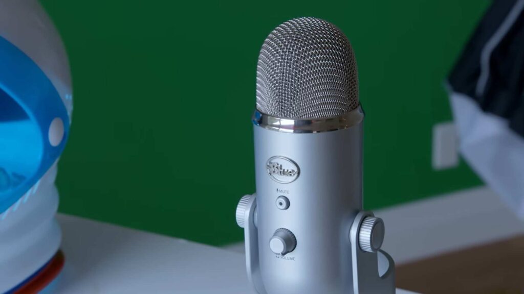 Bretman rock house recording studio with mic