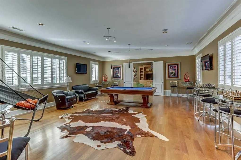 Ja Morgants house lounge area