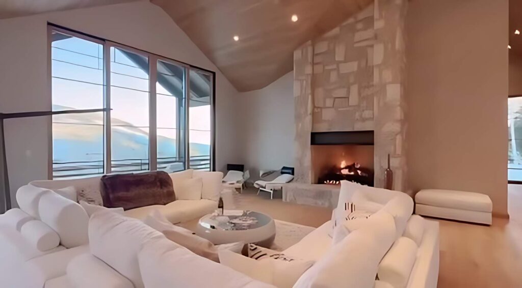 Joe burrow house bedroom