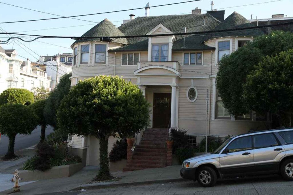 Mrs. Doubtfire House 