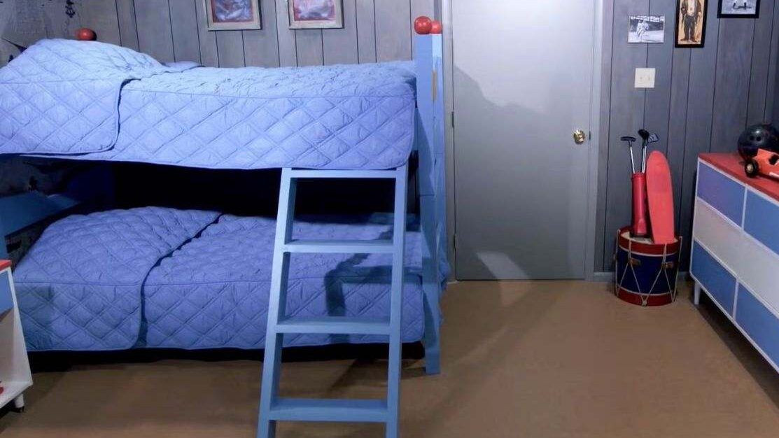 The boys Bedroom in the brady bunch house