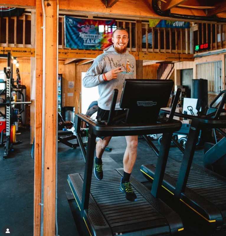 George kittle at his home gym