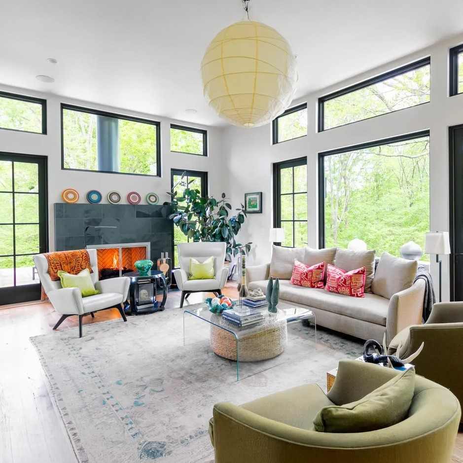 George kittle house living room