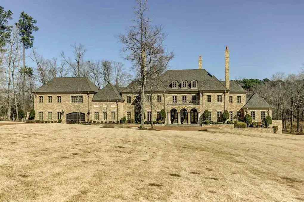 Lush Landscaping and Expansive Yard