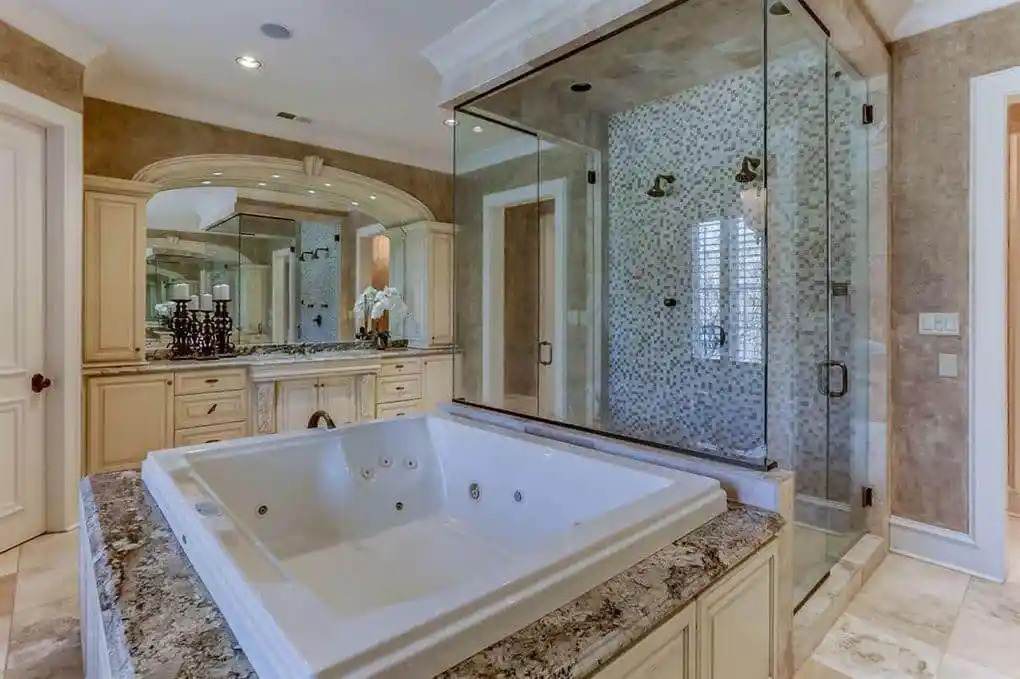 ja morants house Resort-style Pool with Spa