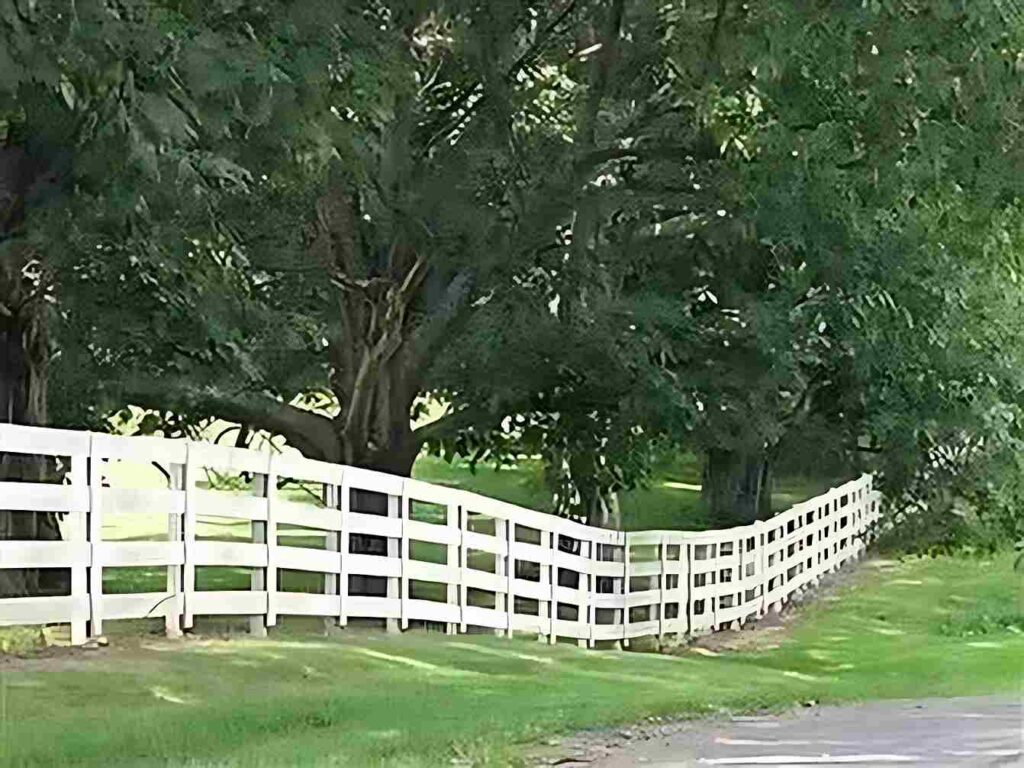 Gated entry of joe burrow house 