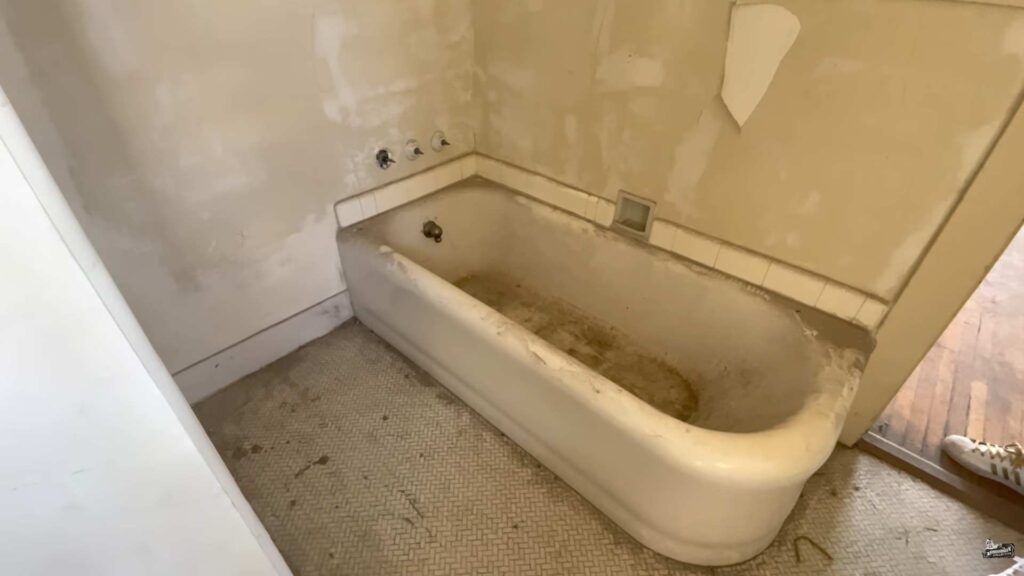 Kurt cobain house bathroom