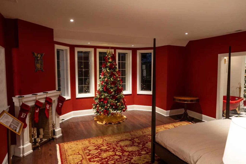 Patricia burnett bedroom in rose estate