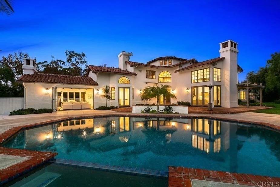 Aaron Rodgers house California
