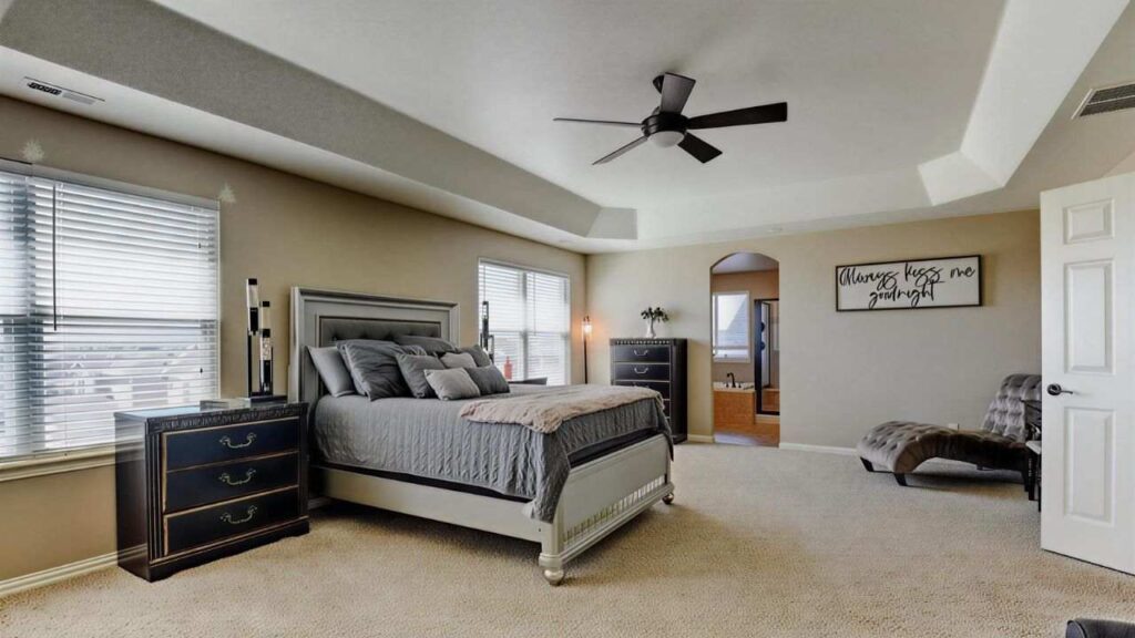 Chris watts house address bedroom