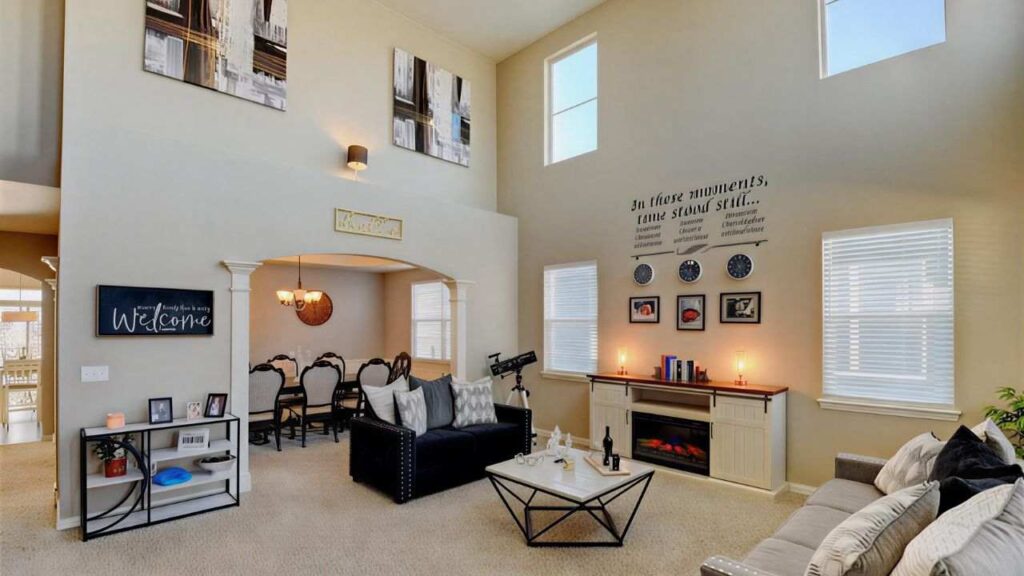Chris watts house address living room