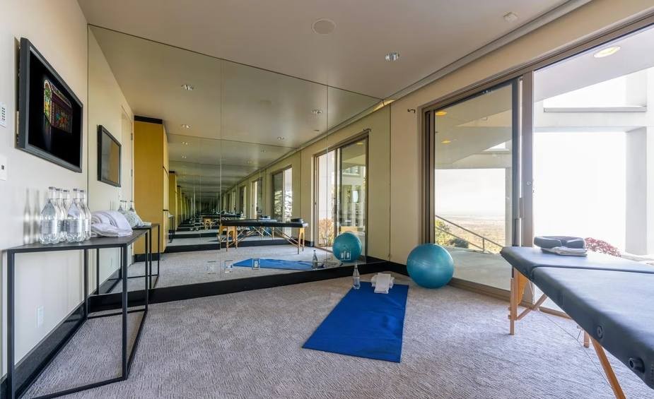 NBA youngboy house gym