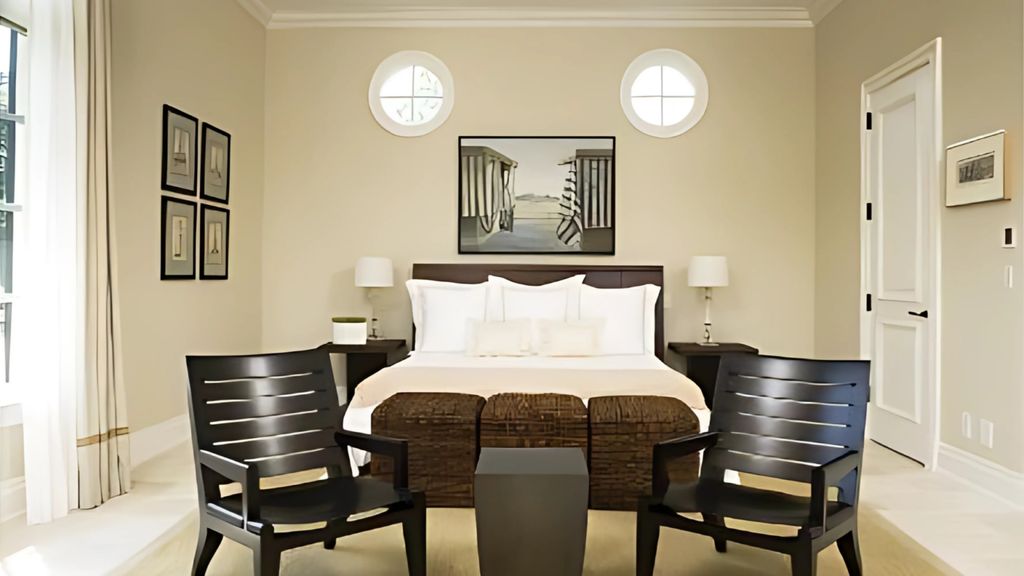 Rory Mcilroy house bedroom