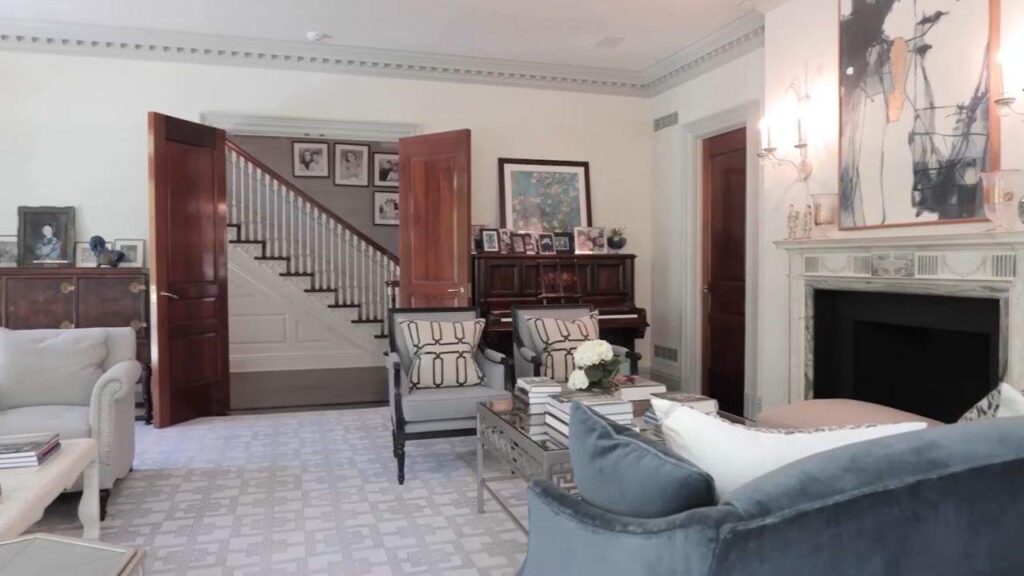 Vince mcmahon house living room