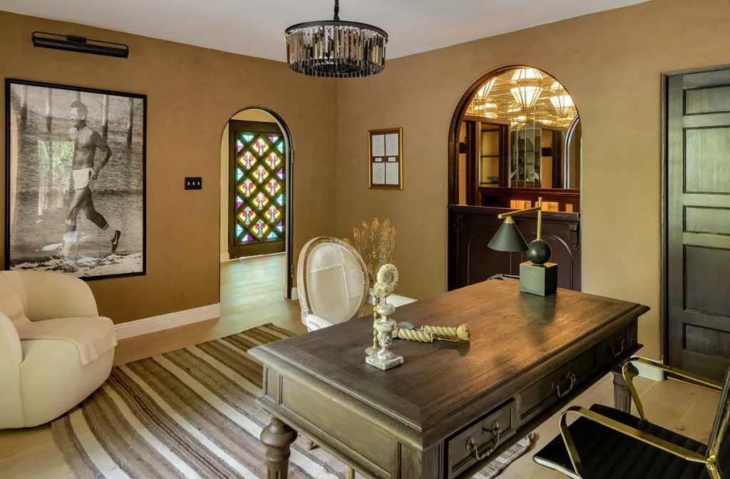 bob barker house library