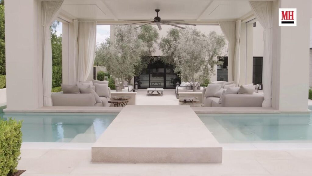 dana white house outdoor area