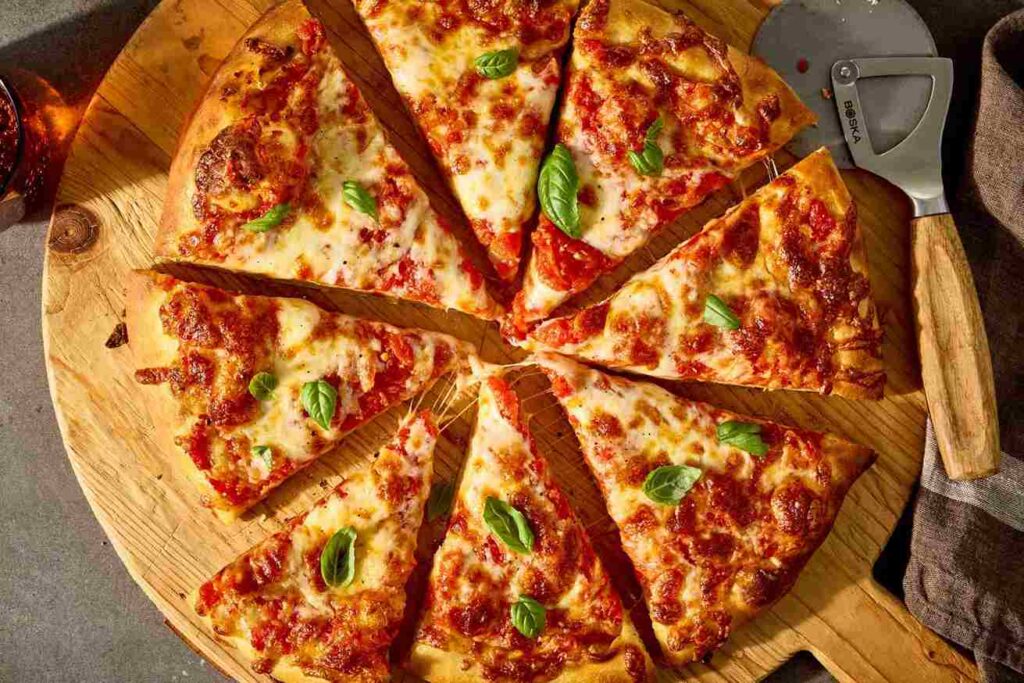 How Many Slices Is a 12 Inch Pizza Usually?