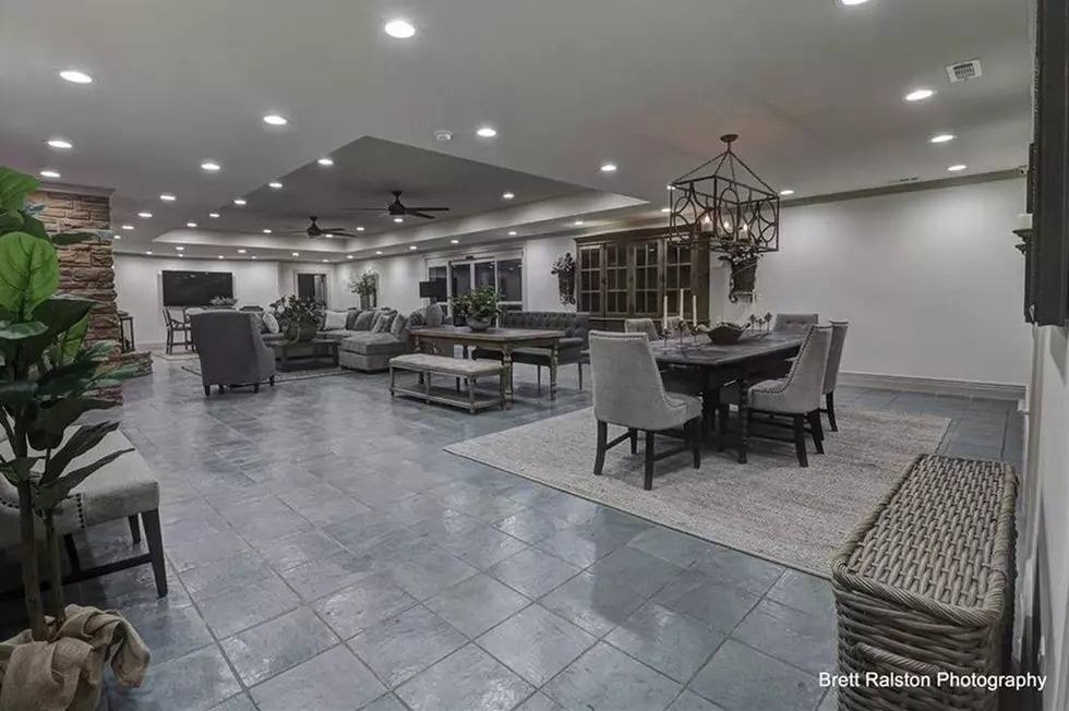 Duggar house another dining area (2)