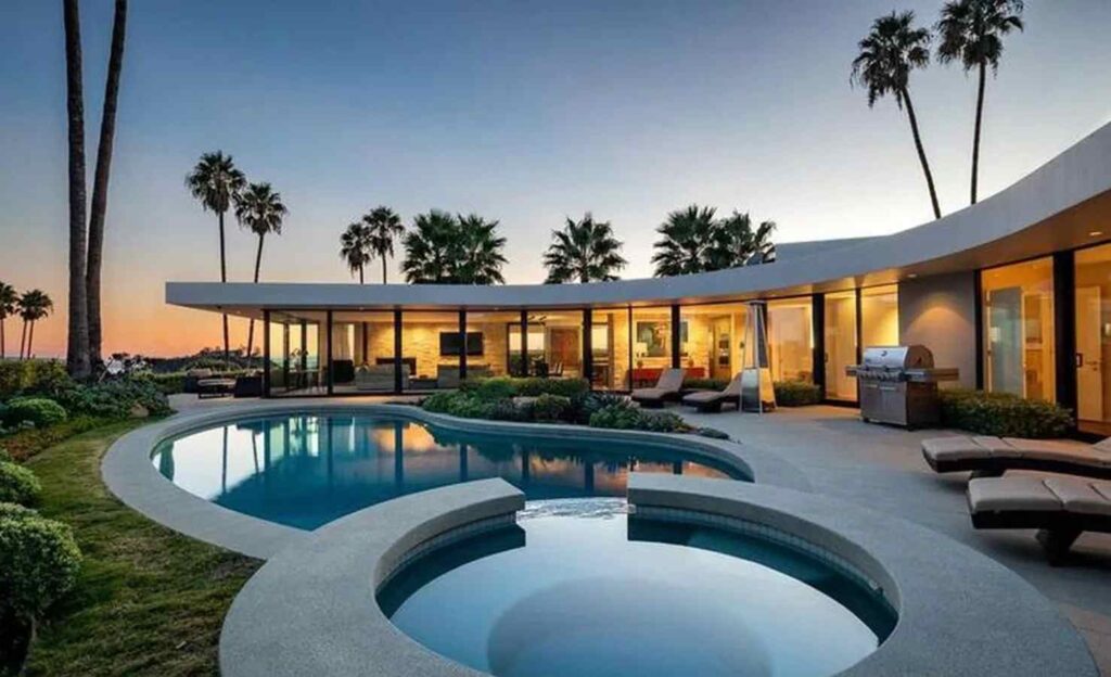 Elon Musk’s House In Brentwood